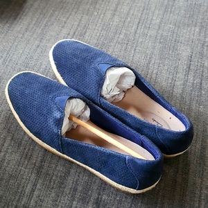 NWT Clark's women slip on casual shoes